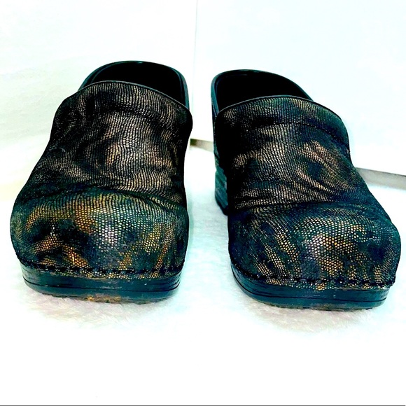 Dansko XP Nursing Clogs - Picture 3 of 7